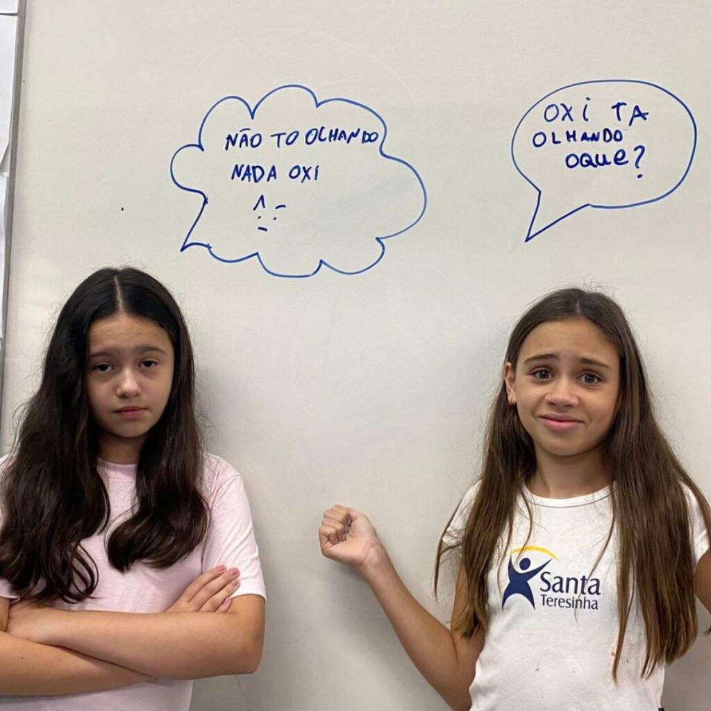 ESTÁTUAS QUE CONTAM HISTÓRIAS