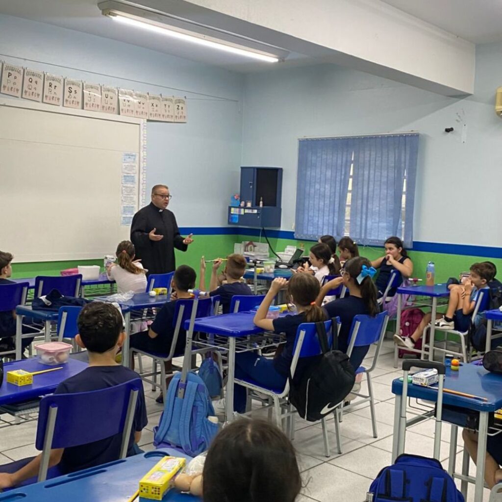 BATE-PAPO COM O PADRE