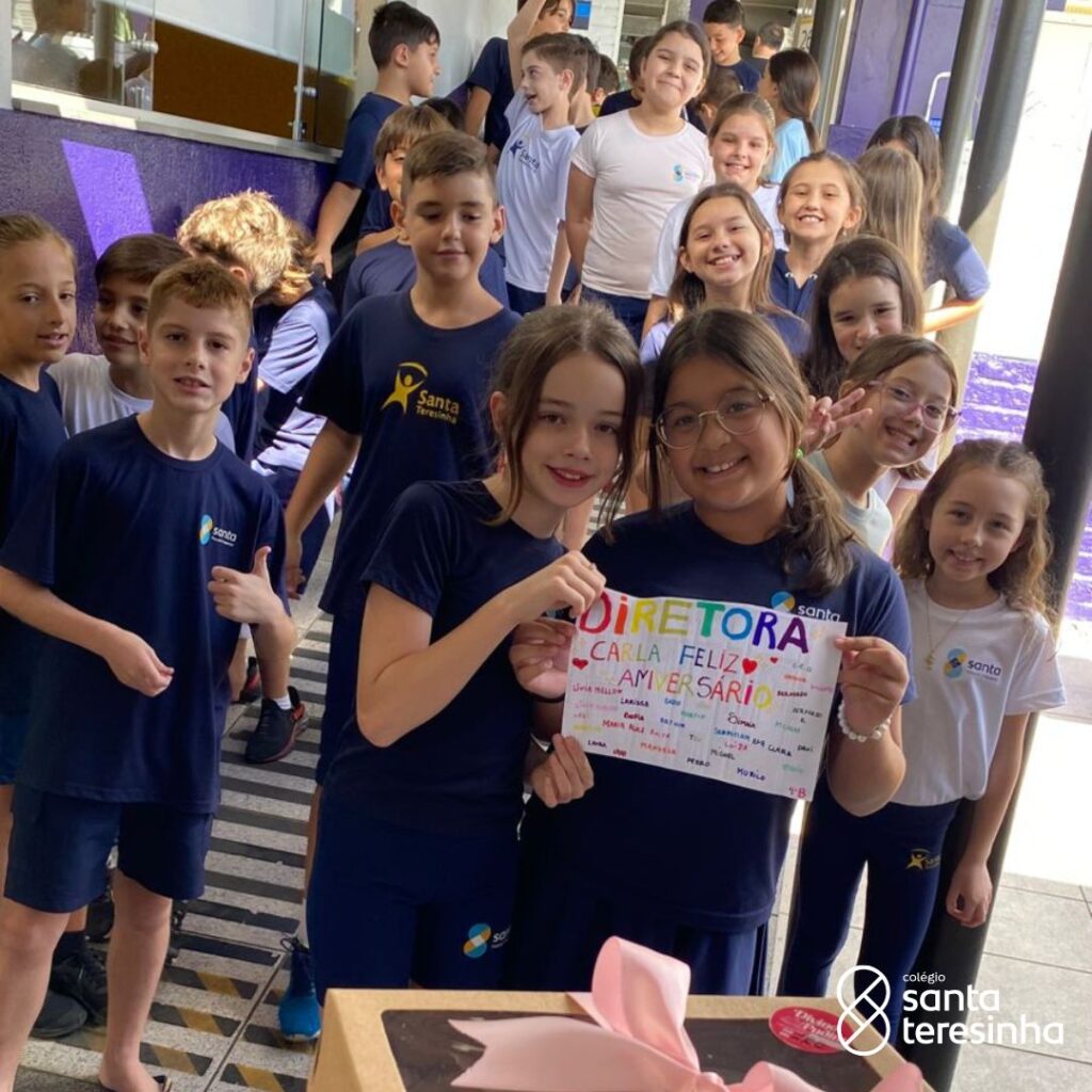 ANIVERSÁRIO DA DIRETORA CARLA