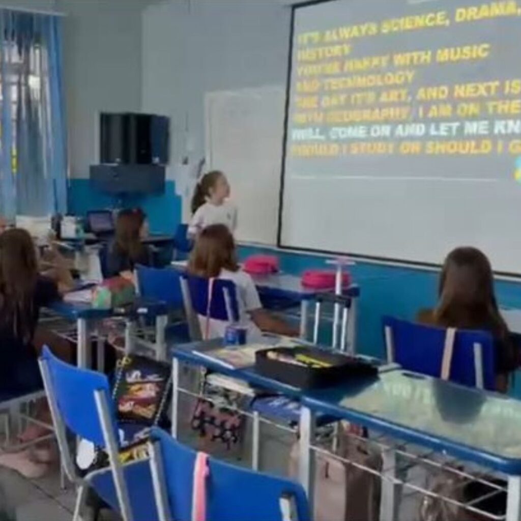 INGLÊS NO 4ºA