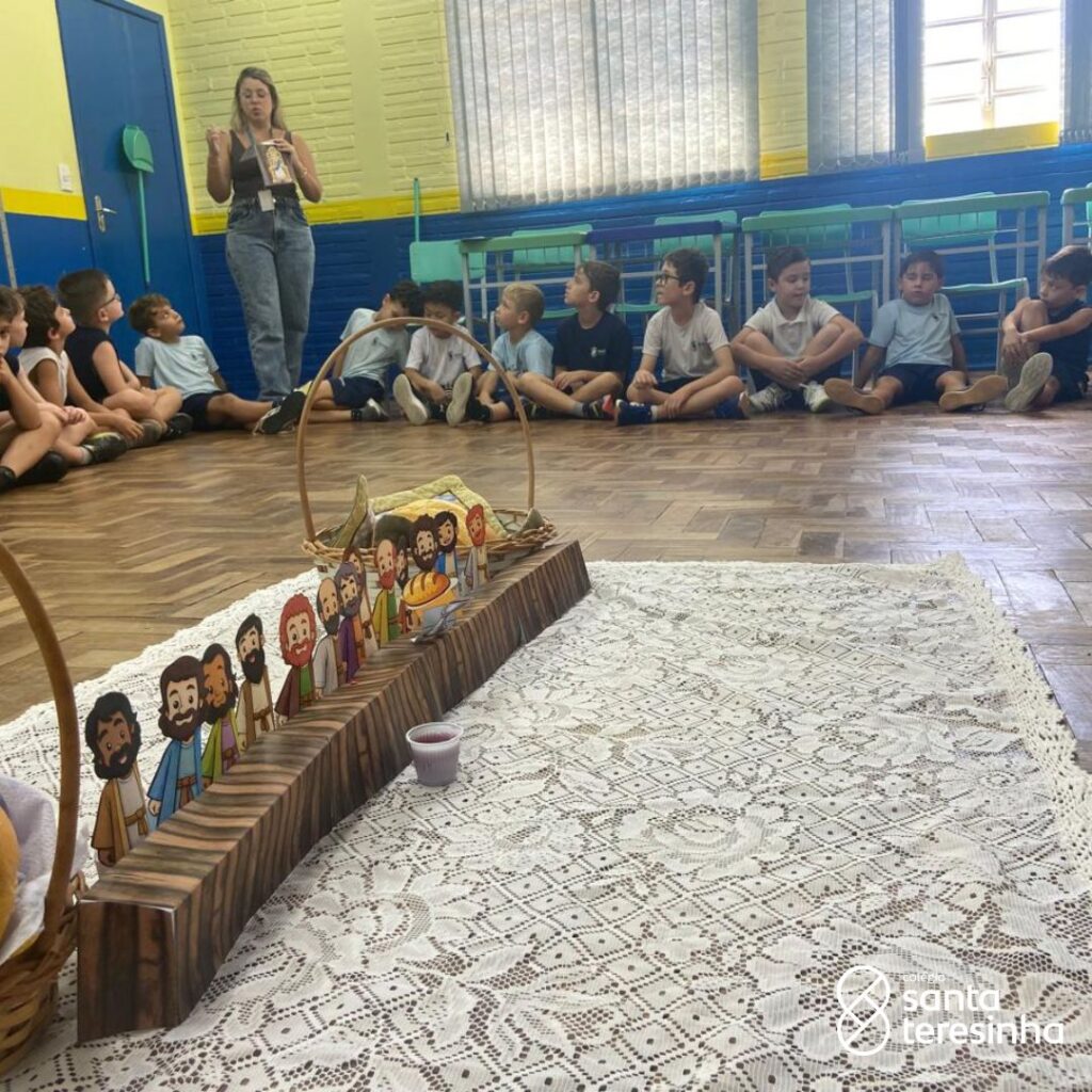 VIVENDO A SANTA CEIA