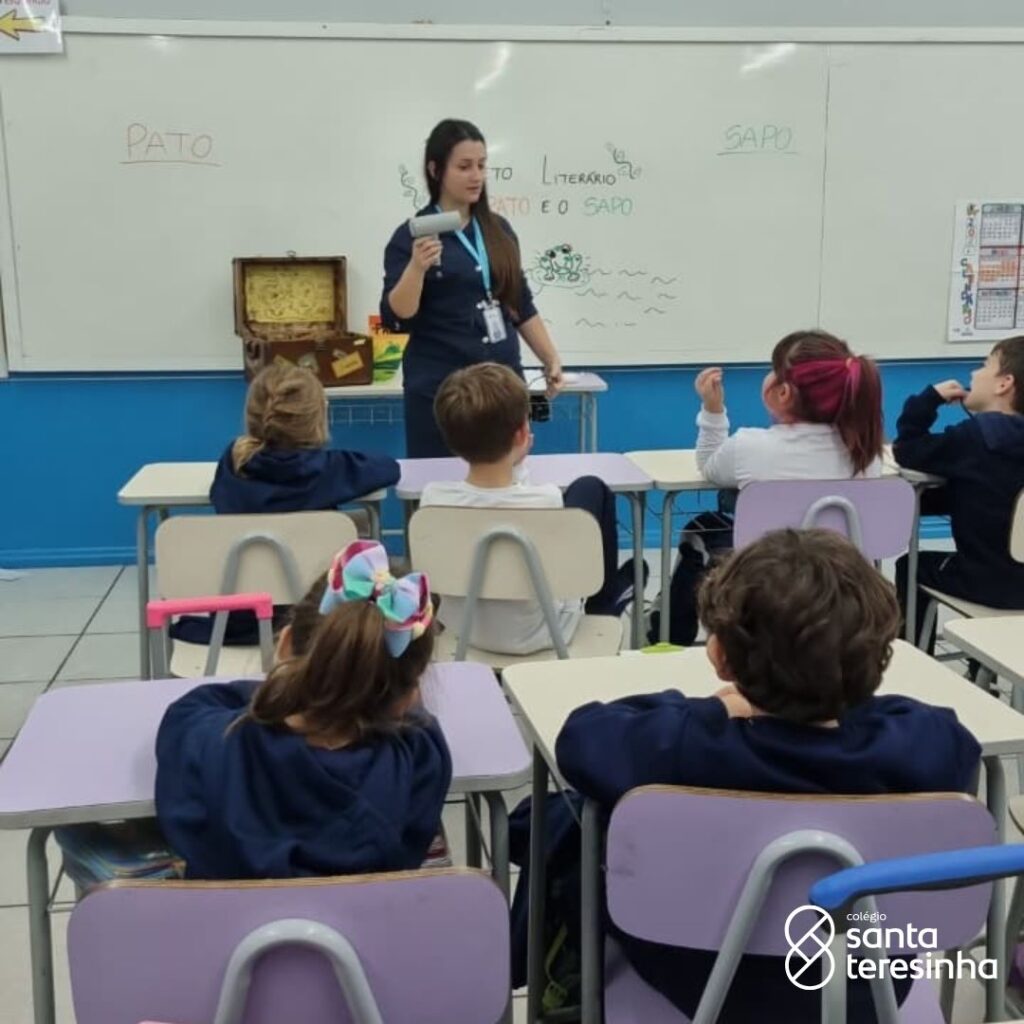 PROJETO LITERÁRIO-O PATO E O SAPO