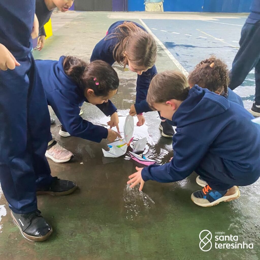 DOBRADURAS, CHUVA E MUITA IMAGINAÇÃO